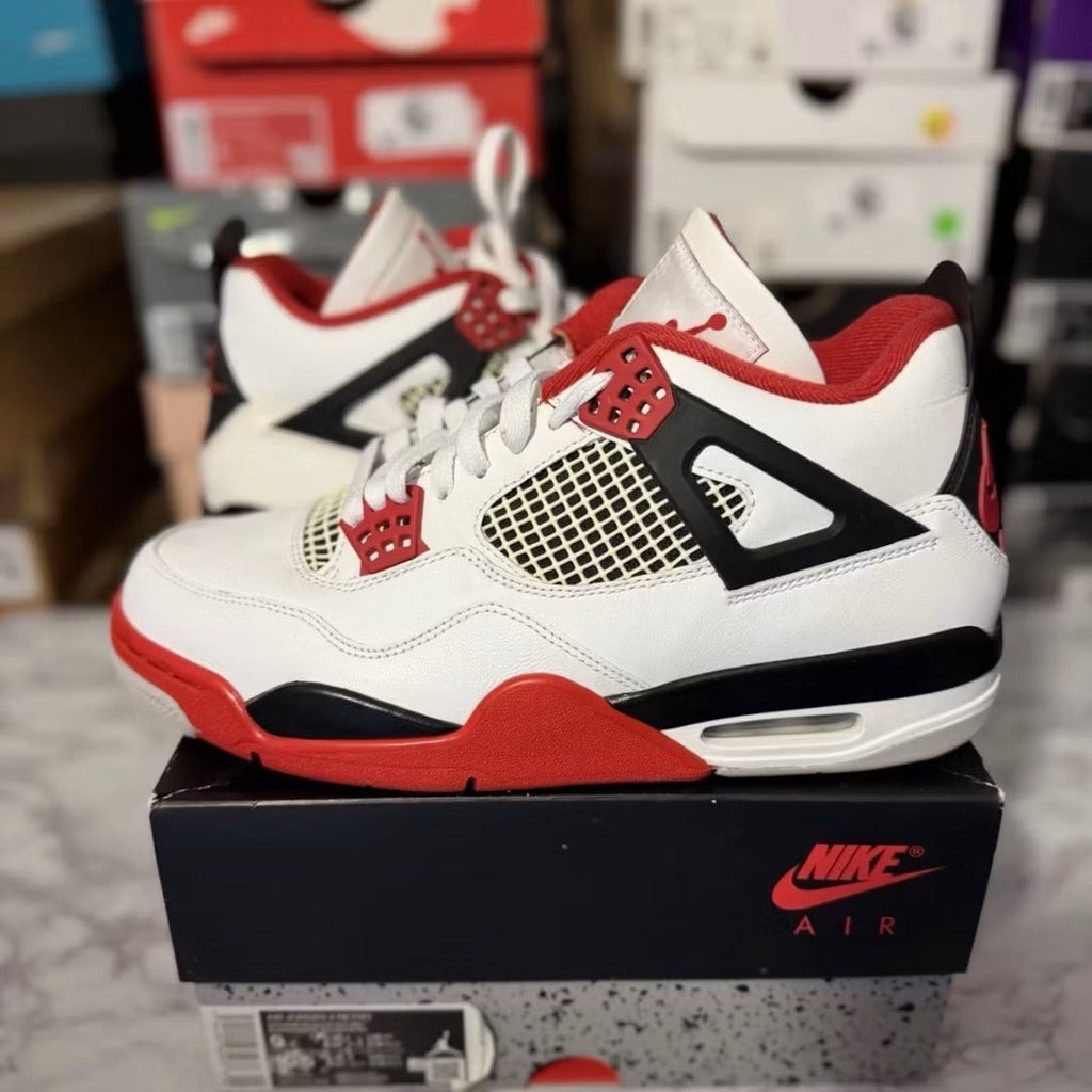 Used - Air Jordan 4 Retro Fire Red (2020) - US M 9 - detail 1